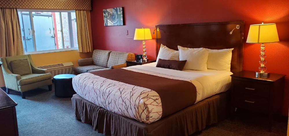 Deluxe King Room interior